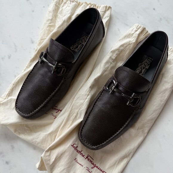 Men's Salvatore Ferragamo Pebbled Dark Brown Leather Driver Loafers – Size 9EE - Picture 1 of 7